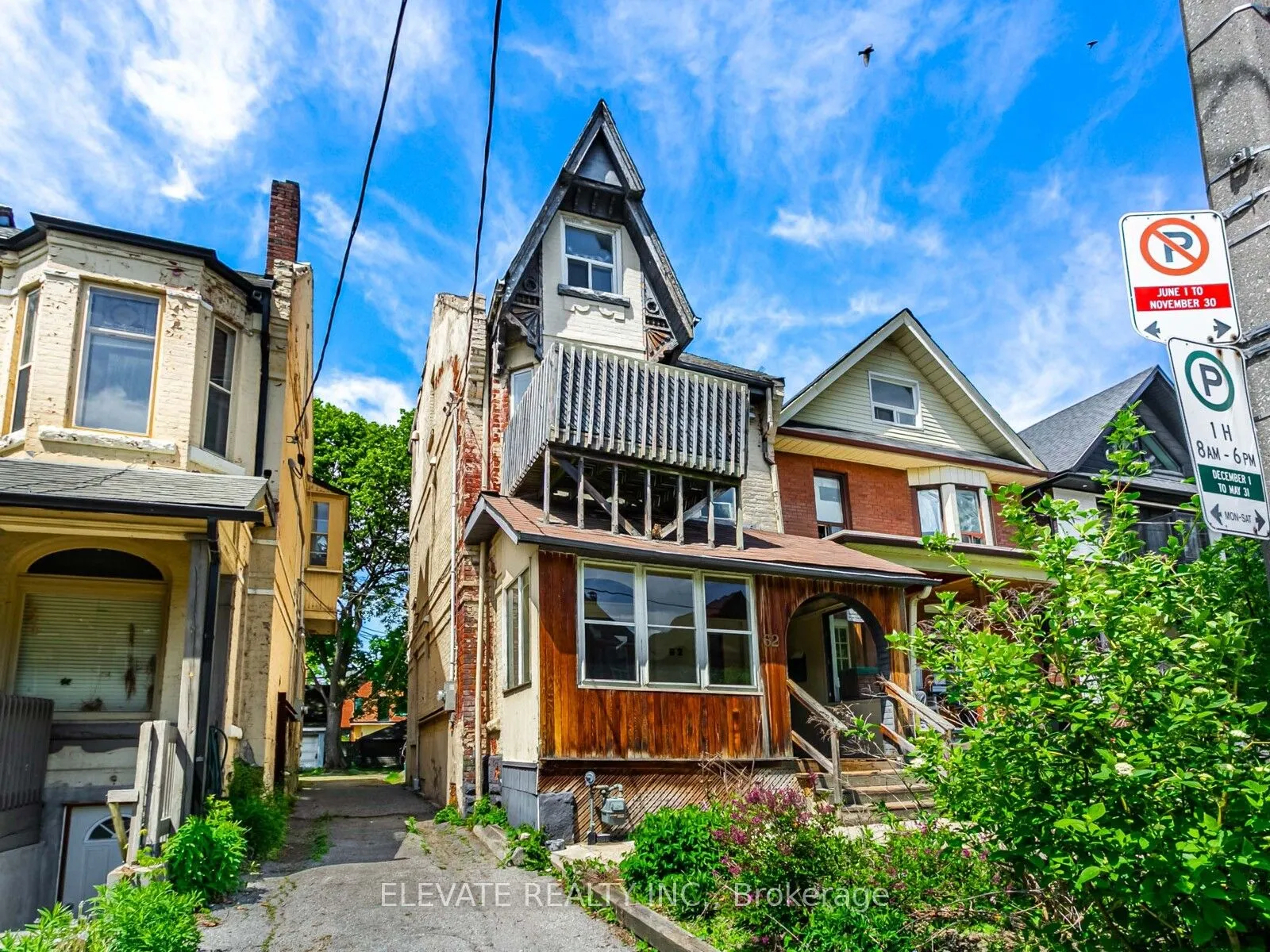 62 Harvard Avenue, ON M6R 1C6