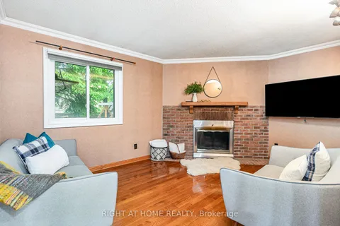 6829 Markwood Place, ON L5N 4K7