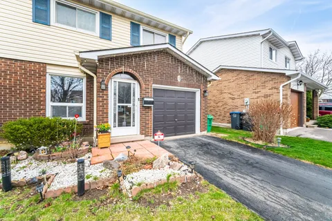9 Pluto Drive, ON L6V 3V2