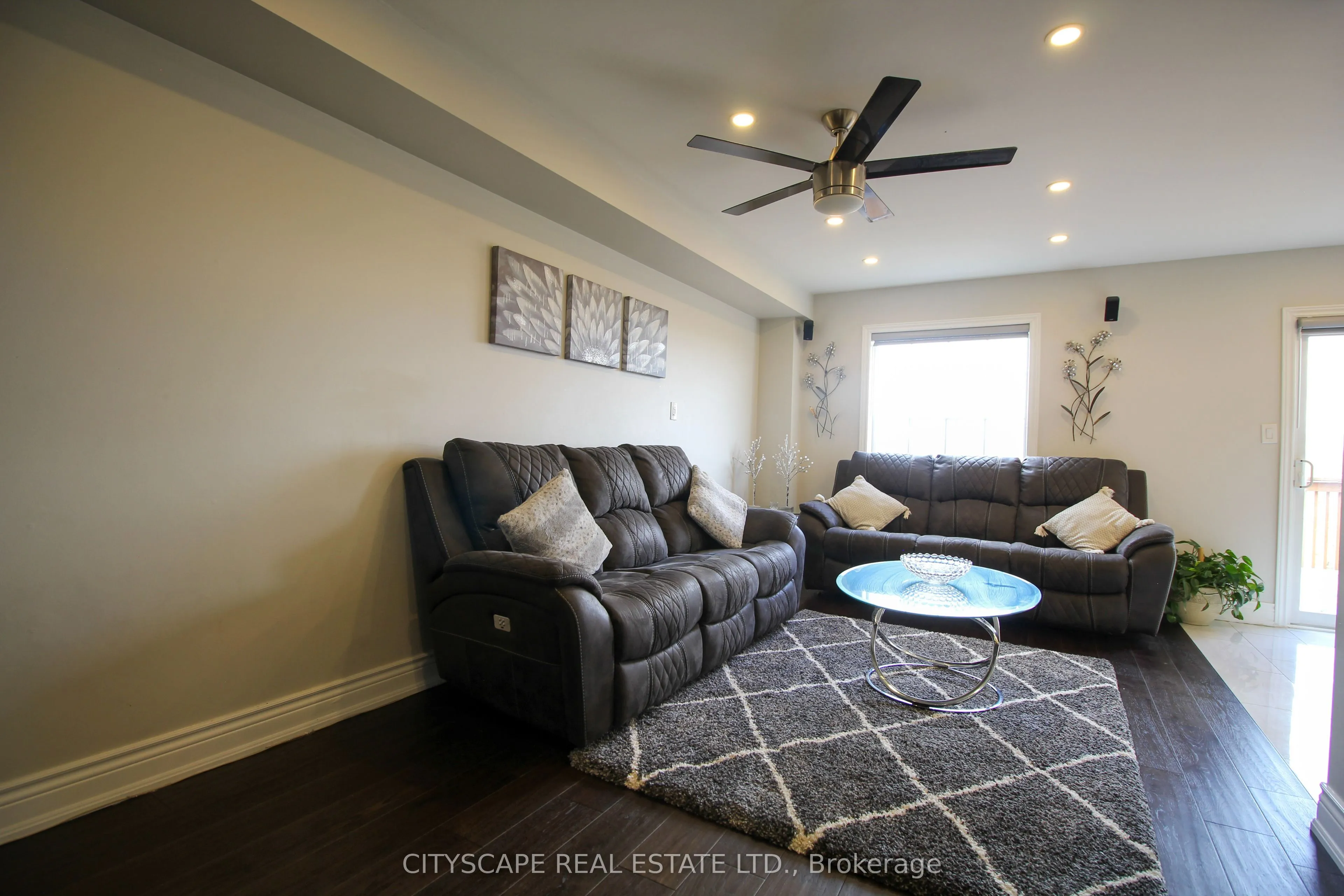 4712 Colombo Crescent, ON L5M 7R4