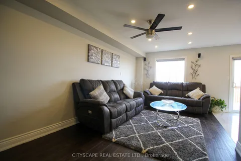 4712 Colombo Crescent, ON L5M 7R4