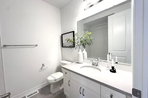 3081 Langdon Road, Oakville, ON L6H 7G1