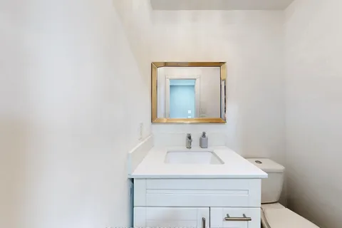 53 Geneva Crescent, Brampton, ON L6S 1K7