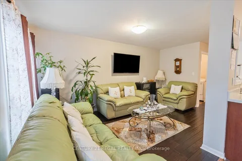 4 Parisian Road, ON L6P 2S8