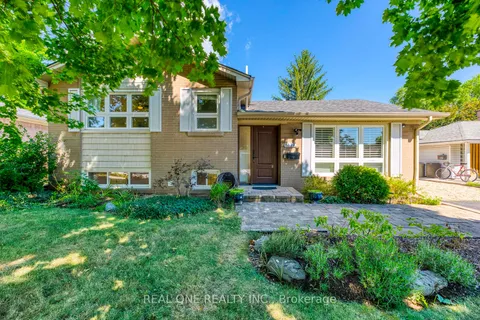 1377 Sheldon Avenue, ON L6L 2P9