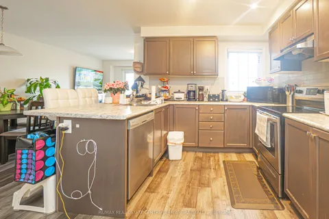 990 Balsam Court, ON L9E 1R5