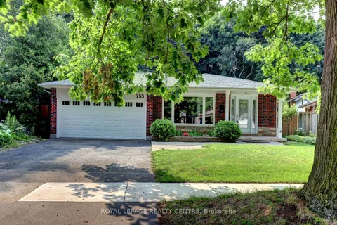 753 Fletcher Valley Crescent, ON L5J 2X4