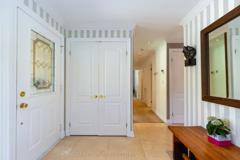 2196 Mississauga Road, ON L5H 2K9