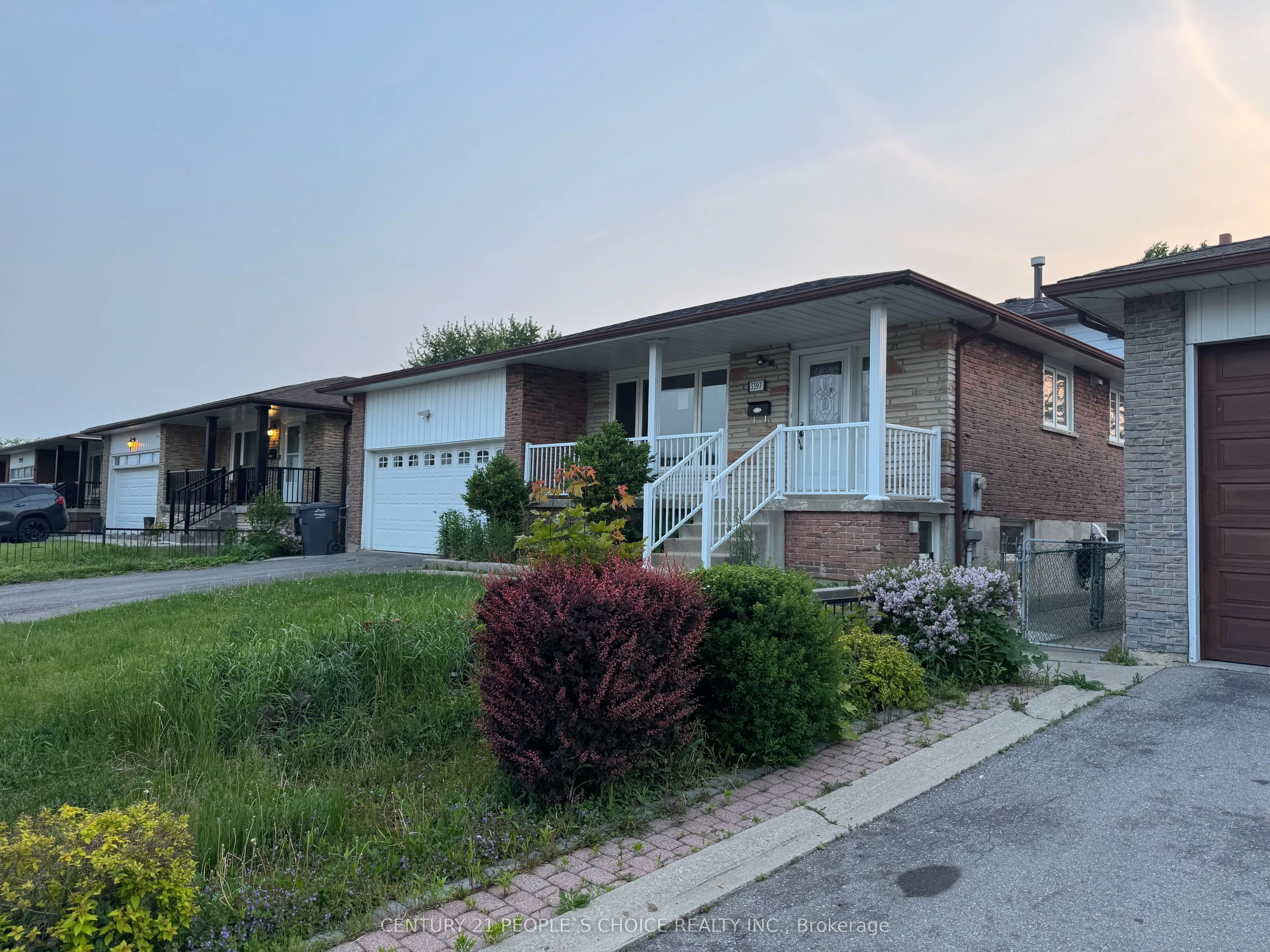 3397 Brandon Gate, ON L4T 3N3