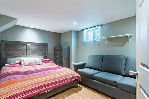 76 Laburnham Avenue, ON M8W 1S8