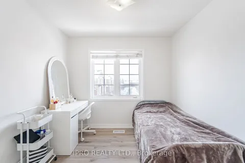 3356 Redpath Circle, ON L5N 8R1