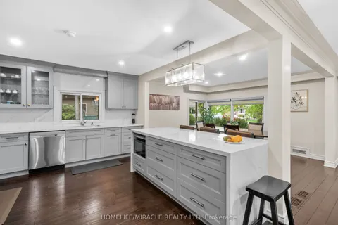 11 Adelpha Drive, ON M8Z 3A1
