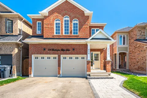 514 Huntington Ridge Drive, ON L5R 2X7