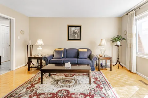 12 Sonoma Way, ON M9V 4Y6