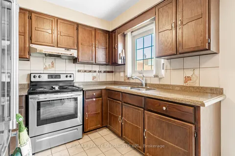 12 Sonoma Way, ON M9V 4Y6