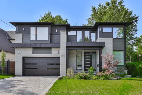 1372 Kenmuir Avenue, ON L5G 4B4