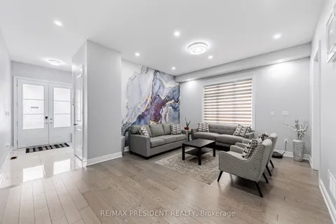 32 Elderbridge Road, ON L6P 4G5