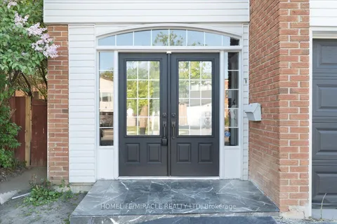 41 Horne Drive, ON L6V 2V2