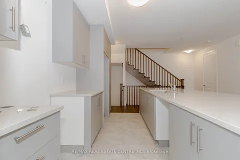 1229 Anthonia Trail, ON L6H 7Y8