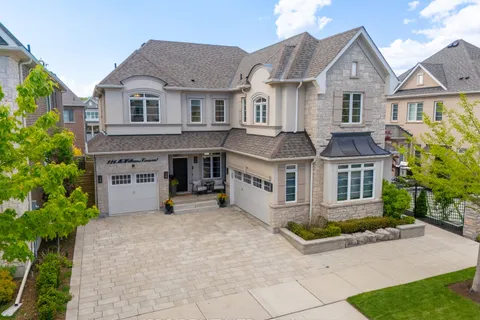 226 Mcwilliams Crescent, Oakville, ON L6M 0W5