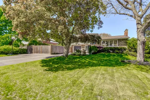 351 Strathcona Drive, ON L7L 2E4