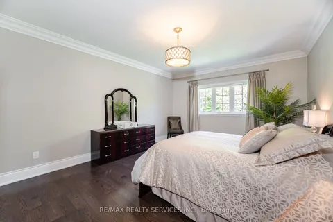 48 Beacon Hill Drive, ON L6X 0V7