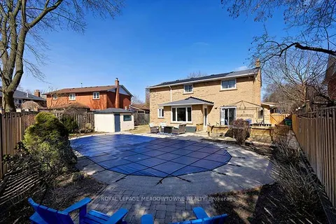 41 Steen Drive, ON L5N 2V3