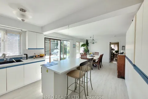 14323 Creditview Road, ON L7C 1N3
