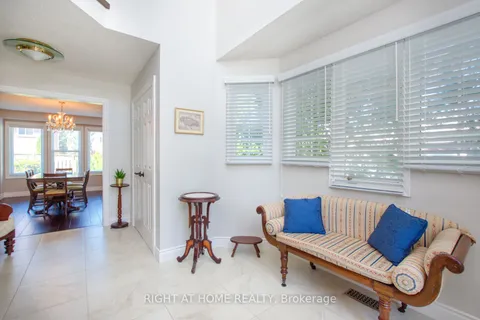4634 Inverness Boulevard, ON L5M 3L1