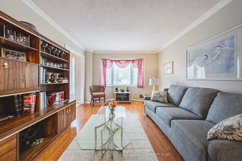 17 Cox Crescent, ON L6X 3G8