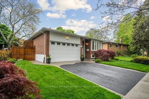 1045 Dowland Crescent, ON L7T 4C6