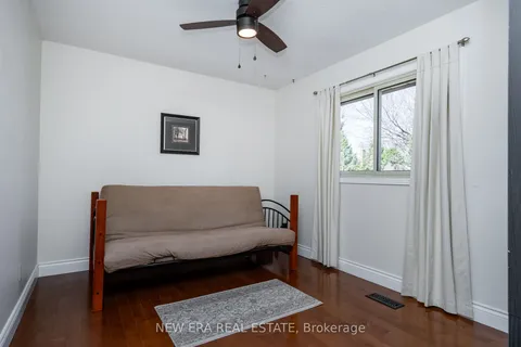 6 Cairnmore Court, ON L6Z 1T6
