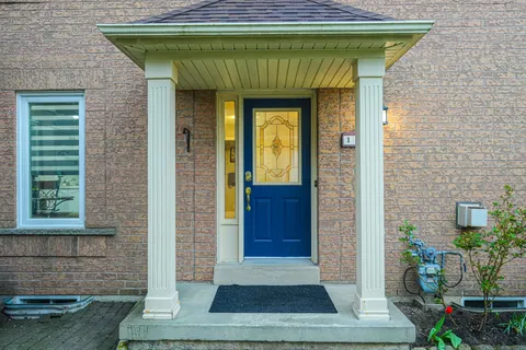 194 Pressed Brick Drive, ON L6V 4K7