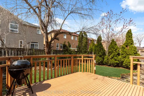 4804 Yorkshire Avenue, ON L4Z 4H3