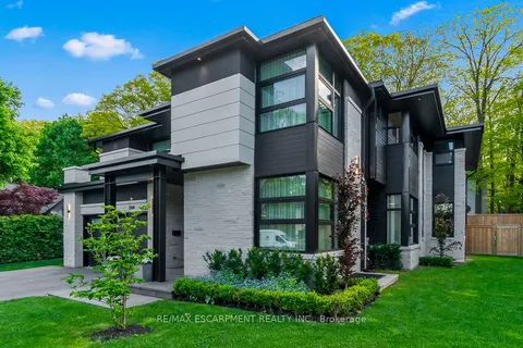 1308 Greenoaks Drive, ON L5J 3A5