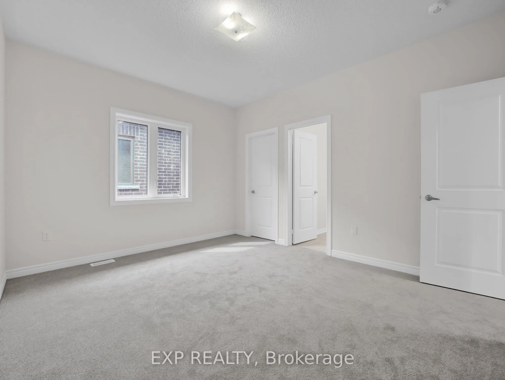 795 Apple Terrace, ON L9E 2C3