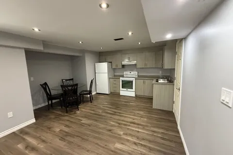 63 Enford Crescent, ON L7A 4C7