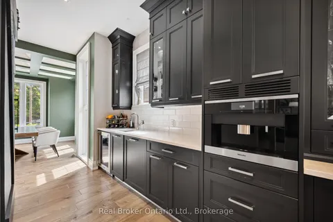 1247 Wood Place, ON L6L 2R4