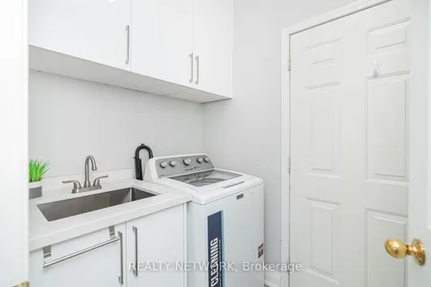 941 Huffman Crescent, ON L9T 6M7