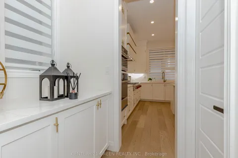 3302 Rattlesnake Path, Oakville, ON L6M 5K4