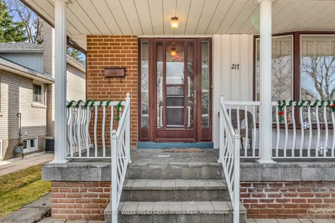 217 La Rose Avenue, ON M9P 1B6