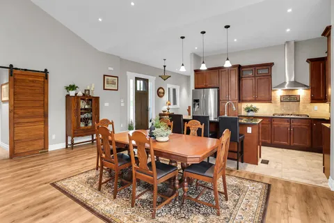 792 Old York Road, ON L7P 4X9
