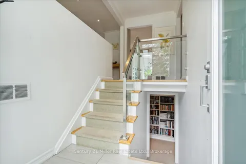 1129 Shaw Street, ON L6L 2S1