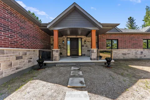 211 Pine Avenue, ON L7E 3S7