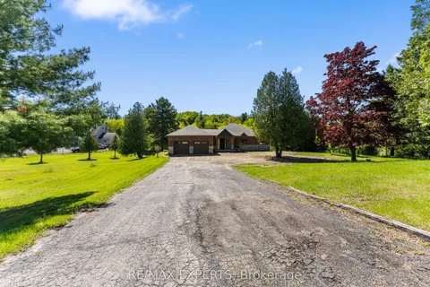 211 Pine Avenue, ON L7E 3S7
