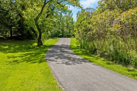 8492 Canyon Road, ON L0P 1B0