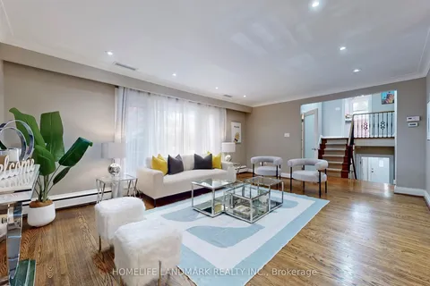 12 Carousel Court, ON M6B 3M1
