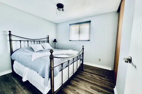 41 Winterfold Drive, ON L6V 3S8