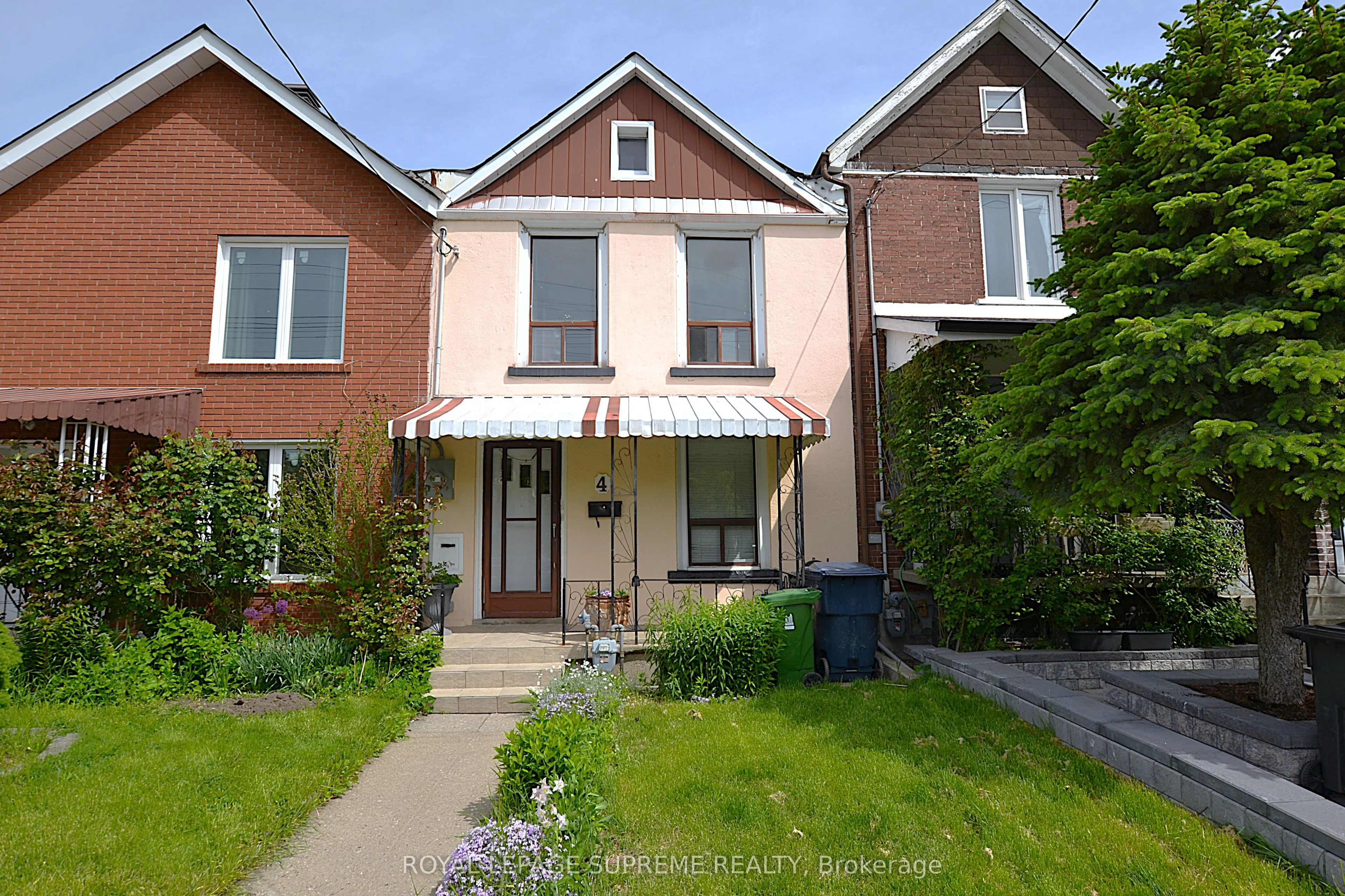 4 Chandos Avenue, ON M6H 2E5