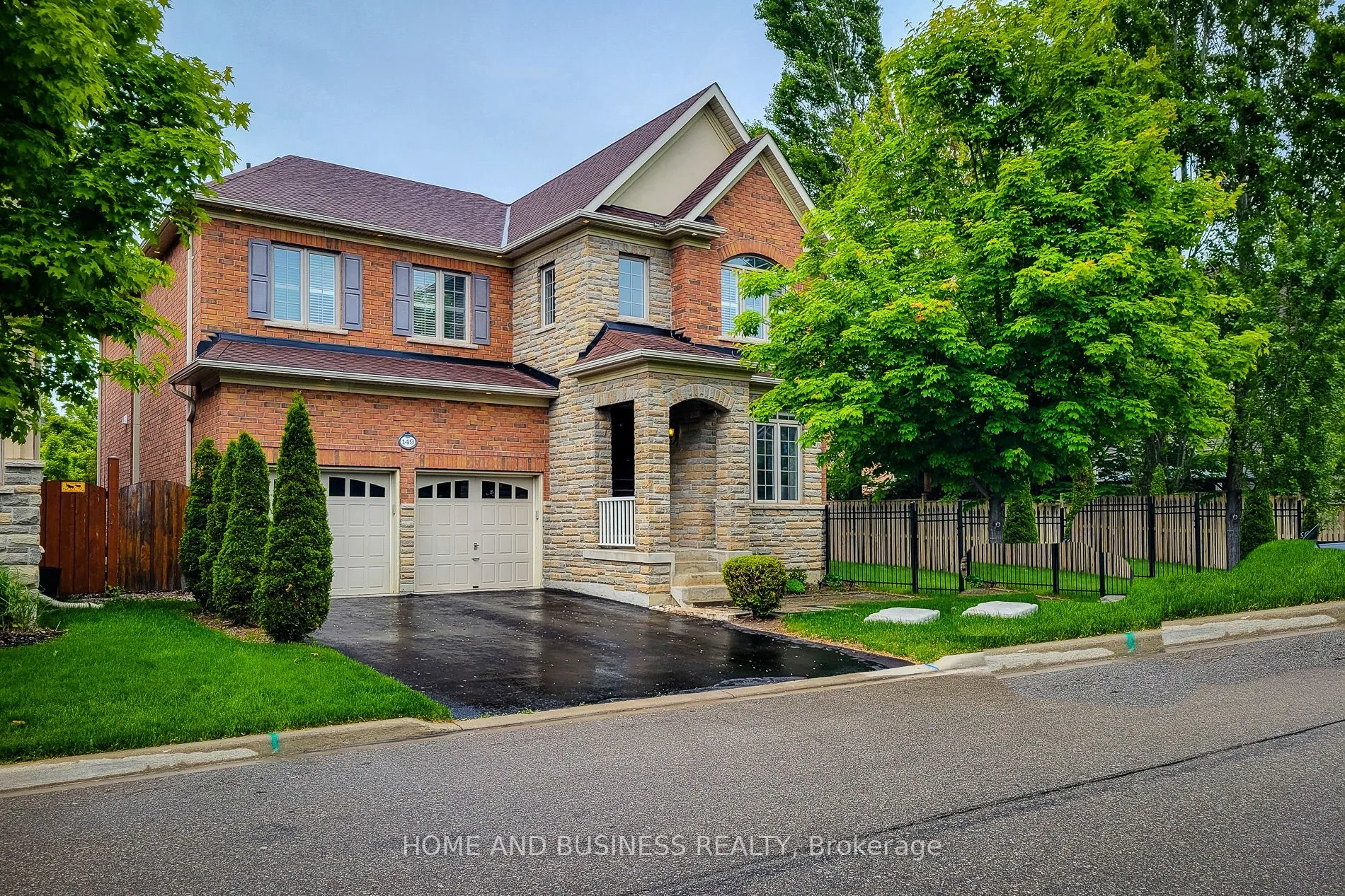 149 Forbes Terrace, ON L9T 4V1